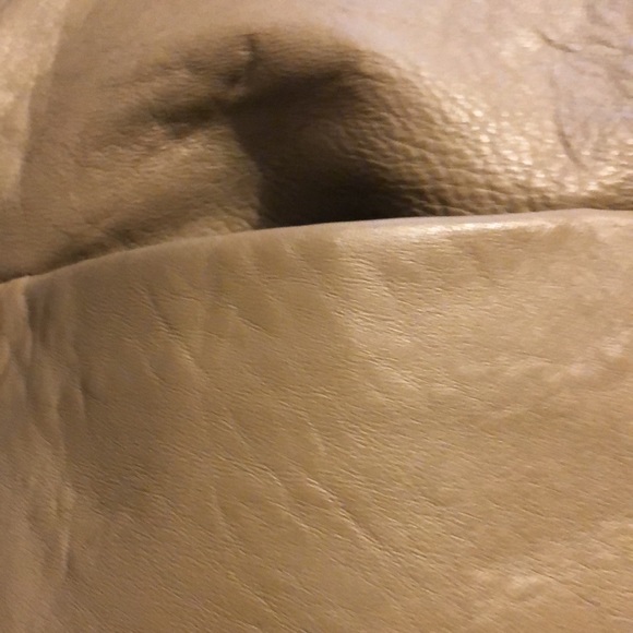 Lovely soft leather backpack - Picture 4 of 5